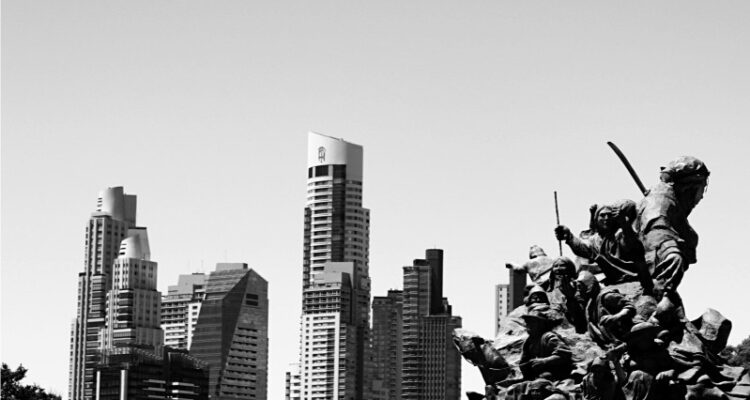 Buenos Aires fotografada por Gabriel Gaggetti para a Revista Mensch